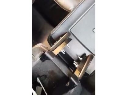 Ремкомплект петель крышки подлокотника Audi A6 2003-2004